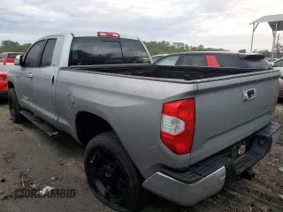 2017 Toyota Tundra SR5 z VIN 5TFRW5F19HX216001, wystawiony jako Copart lot #83469664 z przebiegiem 88 905 mil mil oraz Szkoda całkowita • Salvage title. Historia ofert i sprzedaży dostępna na DreamBid. Obrazek 2.