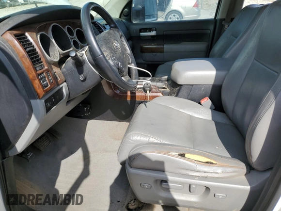 2007 Toyota Tundra Limited z VIN 5TFDV58197X027051, wystawiony jako Copart lot #54549625 z przebiegiem 315 783 mil mil oraz Szkoda całkowita • Salvage title. Historia ofert i sprzedaży dostępna na DreamBid. Obrazek 7.