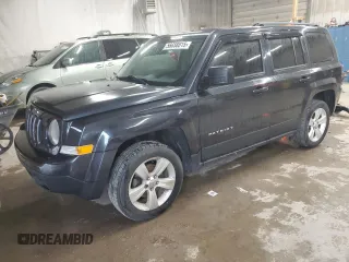2015 Jeep Patriot Latitude z VIN 1C4NJRFB0FD125811, wystawiony jako Copart lot #56658815 z przebiegiem 169 500 mil mil oraz Czysty tytuł • Clean title. Historia ofert i sprzedaży dostępna na DreamBid. Obrazek 1.