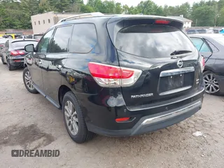 2013 Nissan Pathfinder SV z VIN 5N1AR2MM6DC681607, wystawiony jako IAAI lot #42490708 z przebiegiem 103 460 mil mil oraz . Historia ofert i sprzedaży dostępna na DreamBid. Obrazek 3.