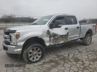 2018 Ford Super Duty F-250 SRW XL with VIN 1FT7W2B62JEB39366, listed as a Copart auction lot 45338955 with 161,626 mi miles and Clean Title. Bid and sale history available at carsss.com. Image 1.