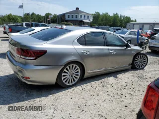 2017 Lexus LS 460 с VIN JTHCL5EFXH5028383, выставлен на аукционе Copart как лот 63322254 с пробегом 83 128 миль миль и Списание • Salvage title. История ставок и продаж доступна на DreamBid. Изображение 3.