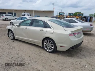 2015 Lincoln MKZ Hybrid with VIN 3LN6L2LU2FR623121, listed as a IAAI auction lot 41970272 with 209,510 mi miles. Bid and sale history available at carsss.com. Image 3.