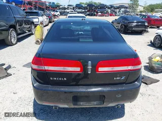 2011 Lincoln MKZ with VIN 3LNHL2GC9BR763431, listed as a IAAI auction lot 42037377 with 331,415 mi miles. Bid and sale history available at carsss.com. Image 16.