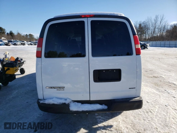 2008 Chevrolet Express Passenger z VIN 1GAHG39K481168968, wystawiony jako Copart lot #45374785 z przebiegiem 44 010 mil mil oraz Czysty tytuł • Clean title. Historia ofert i sprzedaży dostępna na DreamBid. Obrazek 6.