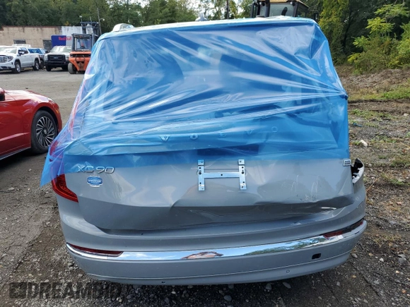 2024 Volvo XC90 Core Bright Theme with VIN YV4L12PK7R1156635, listed as a Copart auction lot 73648544 with 11,784 mi miles and Salvage Title. Bid and sale history available at carsss.com. Image 6.
