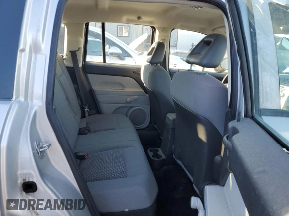 2007 Jeep Compass Sport with VIN 1J8FT47W67D414284, listed as a Copart auction lot 47212335 with 172,769 mi miles and Clean Title. Bid and sale history available at carsss.com. Image 10.