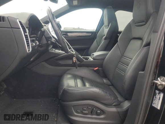 2023 Porsche Cayenne with VIN WP1BA2AY8PDA26241, listed as a Copart auction lot 46099305 with 22,296 mi miles and Salvage title. Bid and sale history available at DreamBid. Image 7.
