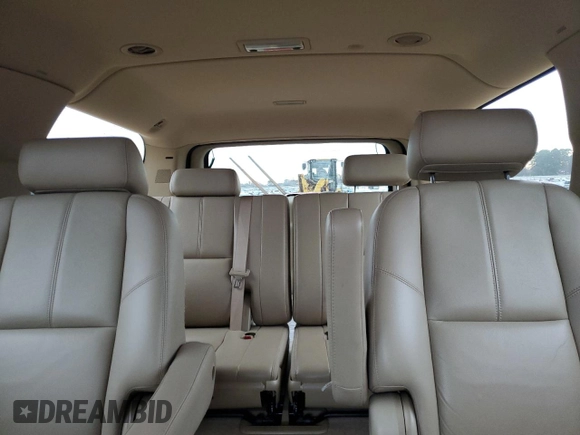 2008 Chevrolet Suburban Commercial with VIN 1GNFC16098R142909, listed as a Copart auction lot 86202704 with 234,876 mi miles and Clean Title. Bid and sale history available at carsss.com. Image 10.