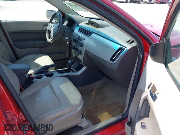 2010 Ford Focus SEL with VIN 1FAHP3HN9AW291120, listed as a IAAI auction lot 41911082 with 131,226 mi miles. Bid and sale history available at carsss.com. Image 5.