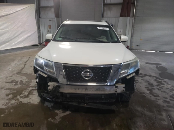 2013 Nissan Pathfinder Platinum with VIN 5N1AR2MN4DC686555, listed as a Copart auction lot 41956915 with 147,019 mi miles and Clean Title. Bid and sale history available at carsss.com. Image 5.