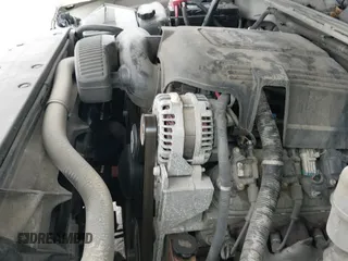 2011 Chevrolet Tahoe LT с VIN 1GNSKBE05BR250248, выставлен на аукционе IAAI как лот 42676401 с пробегом 195 683 миль миль и . История ставок и продаж доступна на DreamBid. Изображение 19.