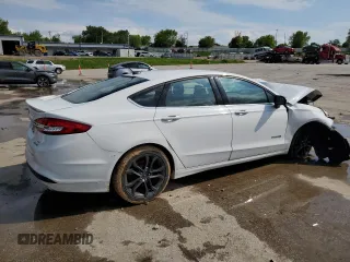 2018 Ford Fusion SE z VIN 3FA6P0LU5JR248594, wystawiony jako Copart lot #56056775 z przebiegiem Nie podano mil oraz Szkoda całkowita • Salvage title. Historia ofert i sprzedaży dostępna na DreamBid. Obrazek 3.