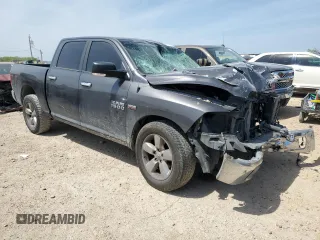 2017 Ram 1500 Lone Star Silver z VIN 1C6RR6LT0HS550800, wystawiony jako Copart lot #50610925 z przebiegiem 190 812 mil mil oraz Szkoda całkowita • Salvage title. Historia ofert i sprzedaży dostępna na DreamBid. Obrazek 4.