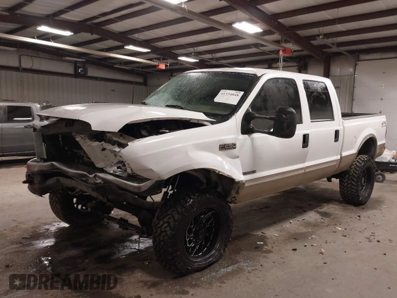 2000 Ford Super Duty F-250 XL with VIN 1FTNW21F4YEA61563, listed as a IAAI auction lot 41334848 with 221,464 mi miles. Bid and sale history available at carsss.com. Image 19.