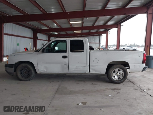 2005 Chevrolet Silverado 1500 LS with VIN 2GCEC19T051227099, listed as a IAAI auction lot 41489414 with 187,224 mi miles and . Bid and sale history available at DreamBid. Image 14.