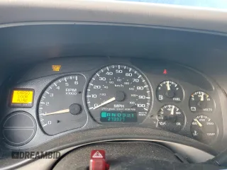 2002 Chevrolet Tahoe LS with VIN 1GNEC13ZX2J173770, listed as a Copart auction lot 52108985 with 273,327 mi miles and Salvage title. Bid and sale history available at DreamBid. Image 9.