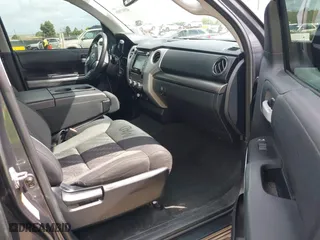 2019 Toyota Tundra 2WD SR5 with VIN 5TFEY5F10KX250294, listed as a IAAI auction lot 41917558 with 133,387 mi miles. Bid and sale history available at carsss.com. Image 5.