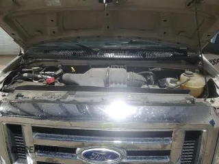 2014 Ford Econoline Cargo Commercial z VIN 1FTNE1EW9EDA49417, wystawiony jako Copart lot #57903895 z przebiegiem 39 300 mil mil oraz Czysty tytuł • Clean title. Historia ofert i sprzedaży dostępna na DreamBid. Obrazek 12.