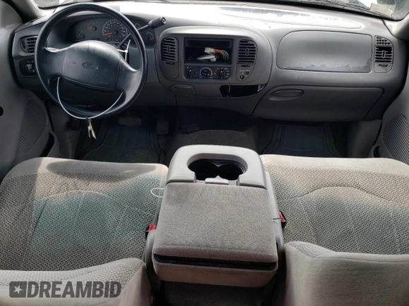 2000 Ford F-250 XL with VIN 1FTNW20F42EA99285, listed as a Copart auction lot 51922304 with 156,073 mi miles and Non Repairable. Bid and sale history available at DreamBid. Image 8.