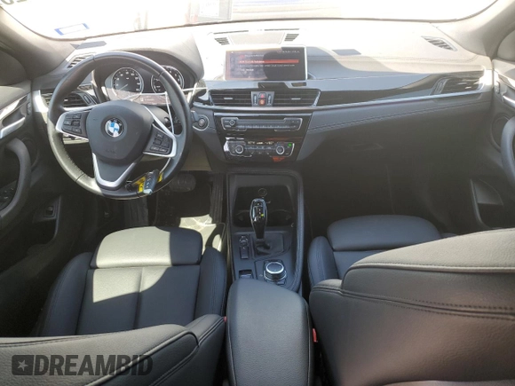 2023 BMW X2 sDrive28i with VIN WBXYH9C00P5V38984, listed as a Copart auction lot 50739725 with 47,287 mi miles and Salvage Title. Bid and sale history available at carsss.com. Image 8.