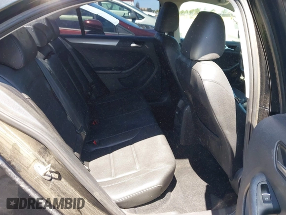 2015 Volkswagen Jetta SE with VIN 3VWD17AJ9FM298291, listed as a IAAI auction lot 42543981 with 138,425 mi miles and . Bid and sale history available at DreamBid. Image 8.