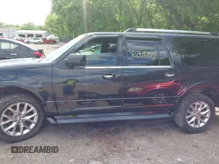2015 Ford Expedition Max Limited с VIN 1FMJK2AT7FEF07553, выставлен на аукционе IAAI как лот 42269777 с пробегом 171 969 миль миль и . История ставок и продаж доступна на DreamBid. Изображение 14.