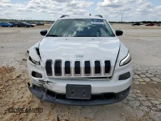 2016 Jeep Cherokee Sport z VIN 1C4PJLABXGW264766, wystawiony jako Copart lot #58787575 z przebiegiem 83 525 mil mil oraz Szkoda całkowita • Salvage title. Historia ofert i sprzedaży dostępna na DreamBid. Obrazek 5.
