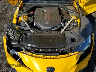 2022 Toyota Supra 3.0 z VIN WZ1DB0C09NW049985, wystawiony jako Copart lot #68956213 z przebiegiem 18 457 mil mil oraz . Historia ofert i sprzedaży dostępna na DreamBid. Obrazek 11.