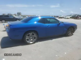 2012 Dodge Challenger R/T Classic z VIN 2C3CDYBT0CH295208, wystawiony jako Copart lot #54790835 z przebiegiem 147 799 mil mil oraz Szkoda całkowita • Salvage title. Historia ofert i sprzedaży dostępna na DreamBid. Obrazek 3.