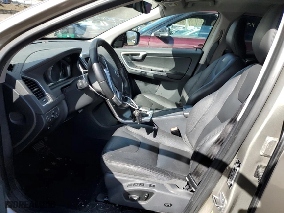 2016 Volvo XC60 T6 Drive-E with VIN YV449MDK0G2879103, listed as a Copart auction lot 48028674 with 0 mi miles. Bid and sale history available at carsss.com. Image 7.