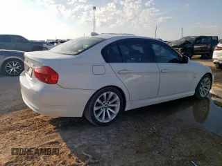 2011 BMW 3 Series 328i z VIN WBAPH5C57BA447804, wystawiony jako Copart lot #60619365 z przebiegiem 85 105 mil mil oraz Czysty tytuł • Clean title. Historia ofert i sprzedaży dostępna na DreamBid. Obrazek 3.
