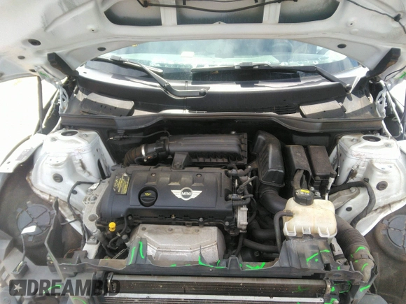 2015 MINI Countryman with VIN WMWZB3C52FWR46114, listed as a IAAI auction lot 42107741 with 110,022 mi miles and . Bid and sale history available at DreamBid. Image 10.