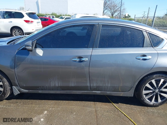 2016 Nissan Altima 2.5 SL with VIN 1N4AL3AP5GC276665, listed as a IAAI auction lot 41753123 with 131,679 mi miles. Bid and sale history available at carsss.com. Image 14.
