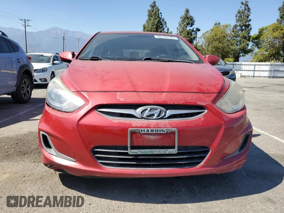 2014 Hyundai Accent GS z VIN KMHCT5AE8EU156715, wystawiony jako Copart lot #58159135 z przebiegiem 183 247 mil mil oraz Czysty tytuł • Clean title. Historia ofert i sprzedaży dostępna na DreamBid. Obrazek 5.