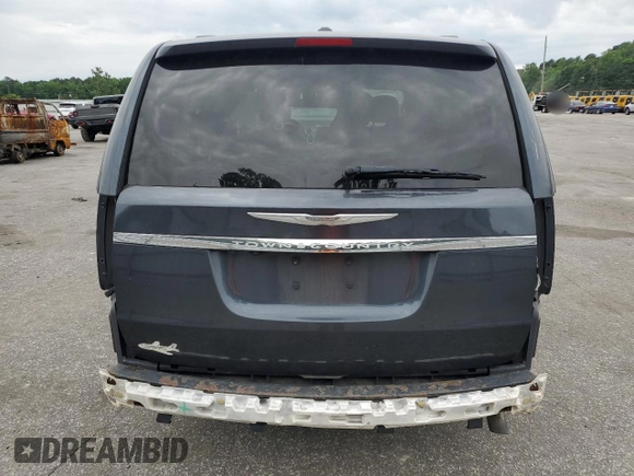 2014 Chrysler Town & Country Touring z VIN 2C4RC1BGXER311026, wystawiony jako Copart lot #57581375 z przebiegiem 84 725 mil mil oraz Szkoda całkowita • Salvage title. Historia ofert i sprzedaży dostępna na DreamBid. Obrazek 6.
