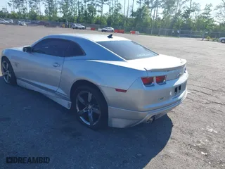 2011 Chevrolet Camaro 1LT with VIN 2G1FB1ED8B9133774, listed as a IAAI auction lot 42008647 with 208,918 mi miles. Bid and sale history available at carsss.com. Image 3.