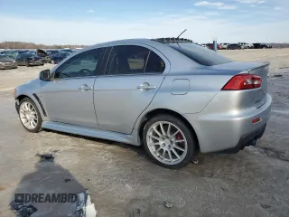 2011 Mitsubishi Lancer Evolution MR z VIN JA32W5FV3BU044656, wystawiony jako Copart lot #43448615 z przebiegiem 110 460 mil mil oraz Tytuł czysty. Historia ofert i sprzedaży dostępna na DreamBid. Obrazek 2.