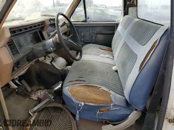 1986 Ford F-150 with VIN 1FTEF14N4GPB75627, listed as a Copart auction lot 68847924 with 50,979 mi miles and Salvage Title. Bid and sale history available at carsss.com. Image 7.