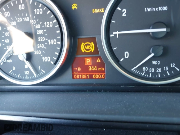 2008 BMW 5 Series 550i with VIN WBANW53588CT54008, listed as a IAAI auction lot 41586487 with 81,351 mi miles. Bid and sale history available at carsss.com. Image 15.