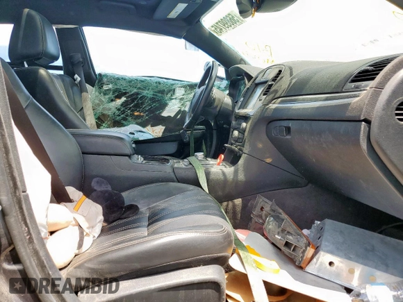 2018 Chrysler 300 S z VIN 2C3CCABG1JH295888, wystawiony jako Copart lot #56899745 z przebiegiem 111 826 mil mil oraz Szkoda całkowita • Salvage title. Historia ofert i sprzedaży dostępna na DreamBid. Obrazek 7.