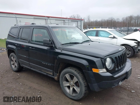 2016 Jeep Patriot Latitude with VIN 1C4NJRFB1GD523904, listed as a IAAI auction lot 42017736 with 164,705 mi miles. Bid and sale history available at carsss.com. Image 1.