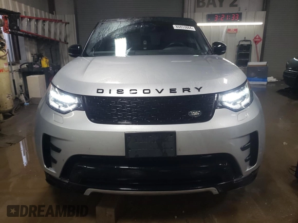 2020 Land Rover Discovery Landmark Edition with VIN SALRU2RV9L2436403, listed as a Copart auction lot 86853884 with 86,036 mi miles and Salvage Title. Bid and sale history available at carsss.com. Image 5.