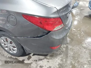 2016 Hyundai Accent SE z VIN KMHCT4AE2GU139826, wystawiony jako IAAI lot #41545891 z przebiegiem 86 555 mil mil oraz . Historia ofert i sprzedaży dostępna na DreamBid. Obrazek 13.