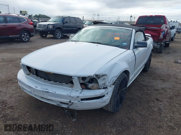 2007 Ford Mustang Deluxe with VIN 1ZVFT84N675266543, listed as a IAAI auction lot 41106799 with 132,127 mi miles and . Bid and sale history available at carsss.com. Image 18.