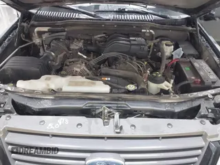 2006 Ford Explorer XLS z VIN 1FMEU72E66UB14206, wystawiony jako IAAI lot #41643512 z przebiegiem 126 994 mil mil oraz . Historia ofert i sprzedaży dostępna na DreamBid. Obrazek 10.
