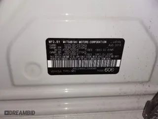2020 Mitsubishi Outlander PHEV SEL with VIN JA4J24A55LZ008945, listed as a IAAI auction lot 41632264 with 87,133 mi miles. Bid and sale history available at carsss.com. Image 9.