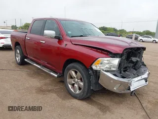 2017 Ram 1500 Lone Star z VIN 1C6RR6LT1HS556315, wystawiony jako IAAI lot #42289122 z przebiegiem 93 612 mil mil oraz . Historia ofert i sprzedaży dostępna na DreamBid. Obrazek 1.