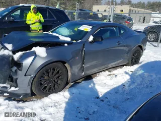 2019 Chevrolet Camaro 2LT with VIN 1G1FC1RX8K0127503, listed as a IAAI auction lot 41448837 with 84,170 mi miles. Bid and sale history available at carsss.com. Image 14.