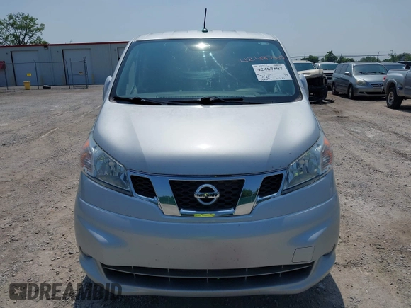 2013 Nissan NV200 SV z VIN 3N6CM0KN5DK692696, wystawiony jako IAAI lot #42487507 z przebiegiem 166 634 mil mil oraz . Historia ofert i sprzedaży dostępna na DreamBid. Obrazek 6.